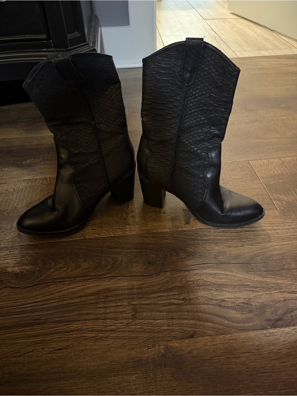MIA Black Textured Mid-Calf Block Heel Boots